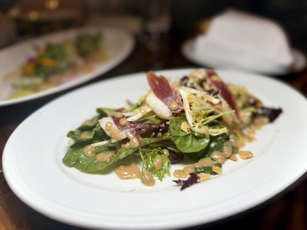 RoebuckSteve1's tweet image. A brilliant start to a fantastic #dinner at Aromi Italian Restaurant &amp;amp; Wine Bar in #lasvegas 

#wineintheglass #foodontheplate #lasvegasfoodies #lasvegasfood @CoastCabCritic @cynthia_hayes @AmauryCarrasco @GlennNashville @CHARLIEWINES @jwalkermobile @Constan70997526 #wine