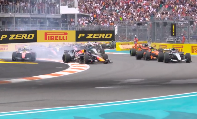 Estagiário da F1 tweet media