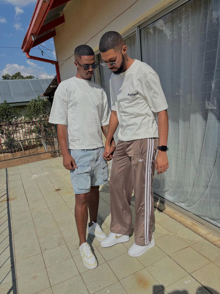 Allafricanlgbtq's tweet image. I don’t want it to be perfect , the love and assurance you give me is more than enough . ILY 📷
@hloni_97
#love
#explorepage📷
