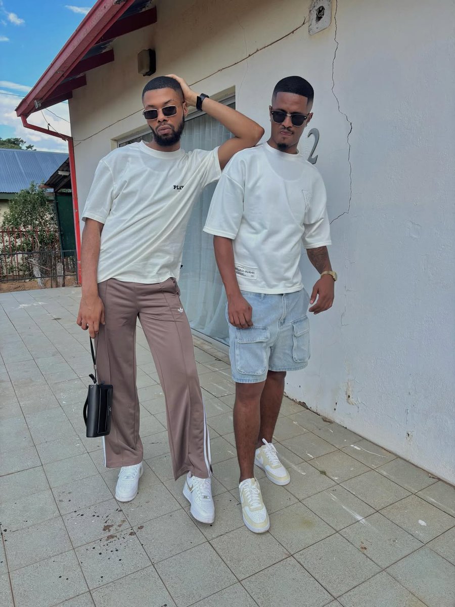 Allafricanlgbtq's tweet image. I don’t want it to be perfect , the love and assurance you give me is more than enough . ILY 📷
@hloni_97
#love
#explorepage📷