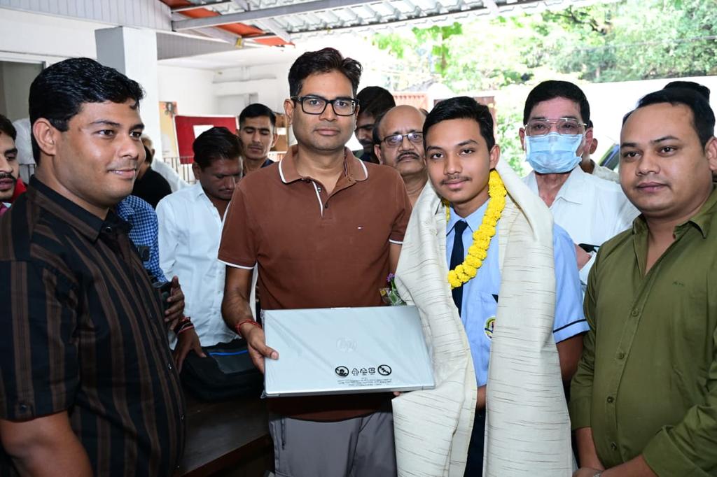 Jansampark CG tweet media