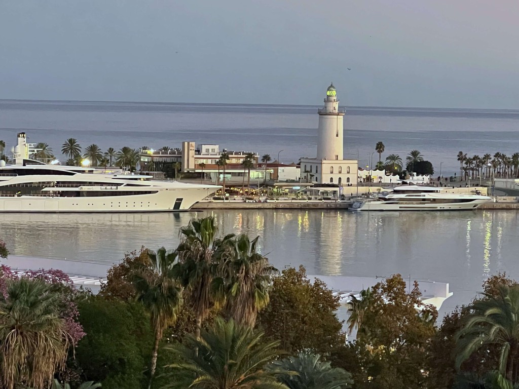 LifePartII's tweet image. If you only have one day in Málaga, this relaxed walking itinerary balances sightseeing with the simple pleasure of wandering through one of Andalusia’s most enjoyable historic centres.

Read more 👉 lifepart2andbeyond.com/one-day-in-mal…

#Malaga #AndalusianRoadTrip #ADayInMalaga