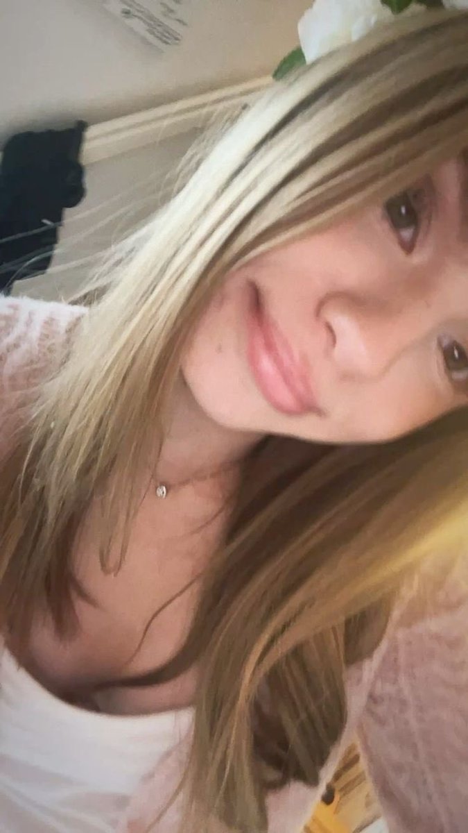 Emily💛 tweet media