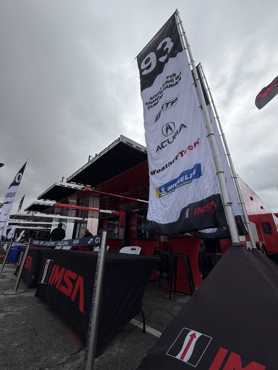 MeyerShankRac's tweet image. Catch us in the paddock for autographs from Colin, Tom, Renger, and Nick from 10:30am - 11:00 am! 🖊️

#LagunaSeca // #IMSA // #Acura