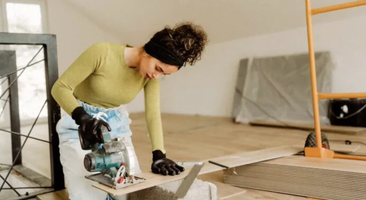 BellandHudson's tweet image. Starting home projects🔨? Renovations can increase your home’s value and impact your coverage. Make sure your policy reflects upgrades before work begins. #HomeImprovement #InsuranceTips