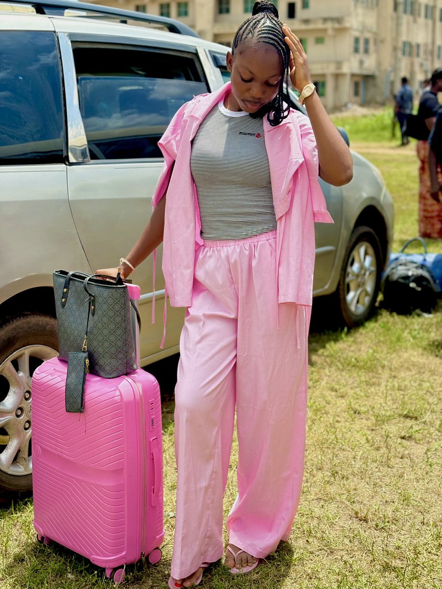 Gracy 🥰💜 tweet media