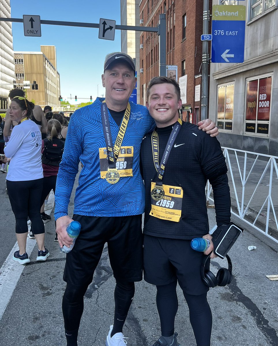 jberriinger's tweet photo. Pittsburgh Half Marathon with Trey. Great day!! https://t.co/nEwquIydVo