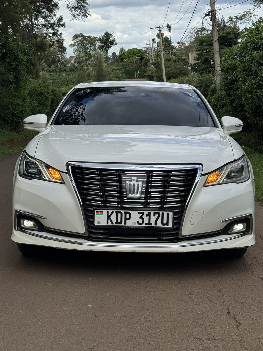 Macbrianmurithi's tweet photo. 🚗 For Sale: 2017 Toyota Crown Royal Saloon 🚗

Clean, well-maintained, and in mint condition — this beauty is ready for a new owner!

💰 Price: KSh 2.25M (O.N.O)
📍 Viewing: Ridgeways, Kiambu Road
📞 Contact: 0705 373 044 

Serious buyers only. Reach out to arrange for viewing! https://t.co/UjruI7cJmh