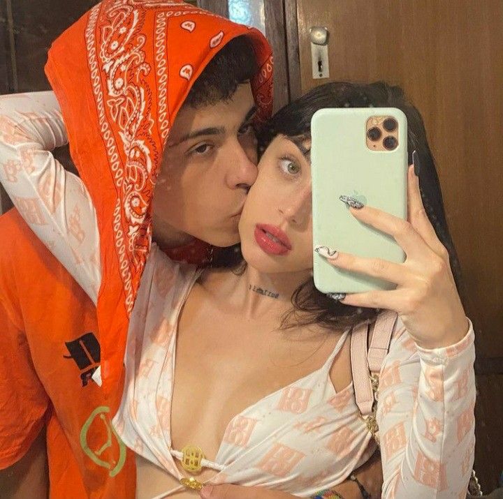 𝑙lu𝕧𝕚ɑ ( no ) es 𝕥u͞yα ! tweet media