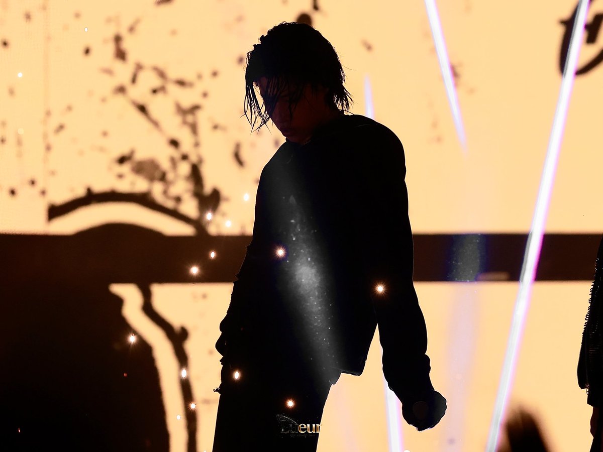 ✮ L ✩ ⊹꙳ tweet media