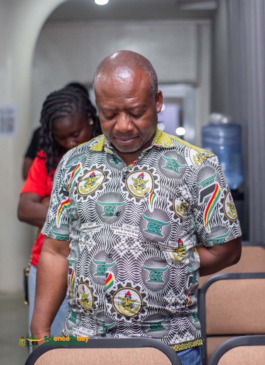 KNUST Libraries tweet media