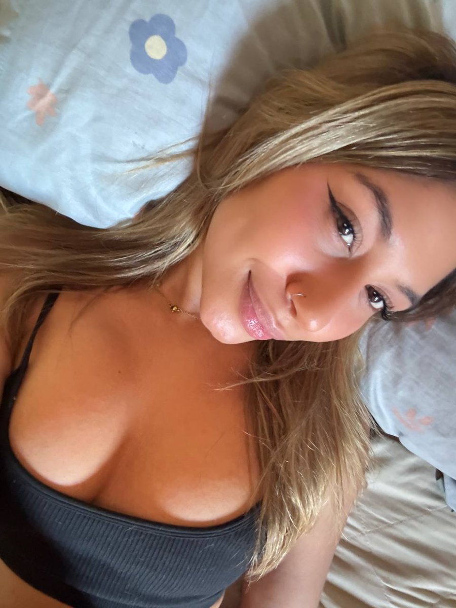 Bella Davidson tweet media
