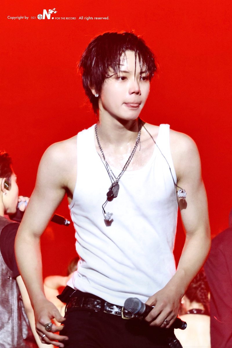 ๋ ๋★.... 562 s͟a͟l͟m͟o͟n͟ : 고등학교 짝사랑 🎸 tweet media