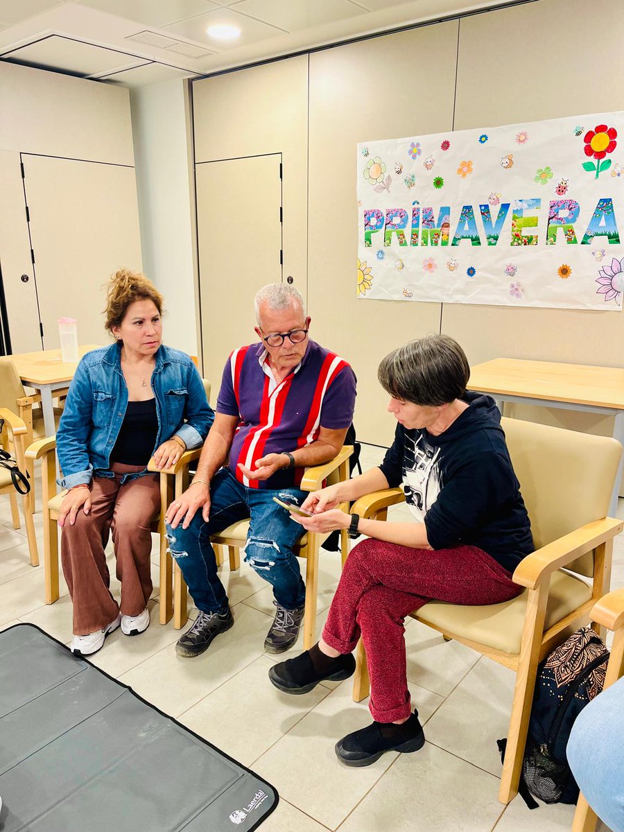 SoCanGer's tweet photo. 💜 Hoy compartimos un taller muy especial en Fuerteventura para personas cuidadoras. Un espacio de aprendizaje, cercanía y autocuidado. Porque cuidar también es cuidarse. Gracias de corazón por formar parte 💕

#SOCANGER #CuidarAlCuidador https://t.co/TilYifQ8QE