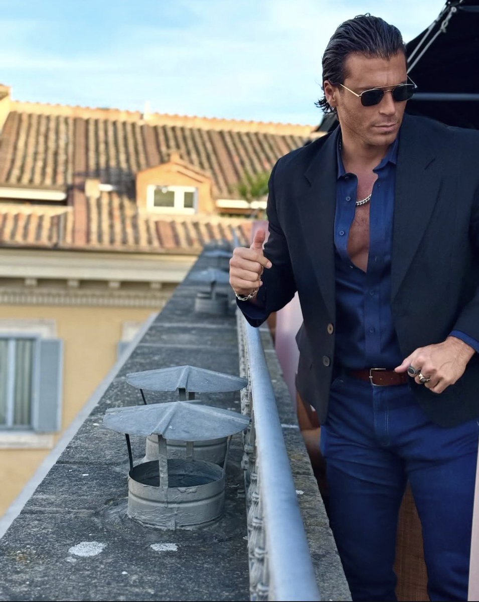 ♦️#CanYaman IG Post  - Simply Rome