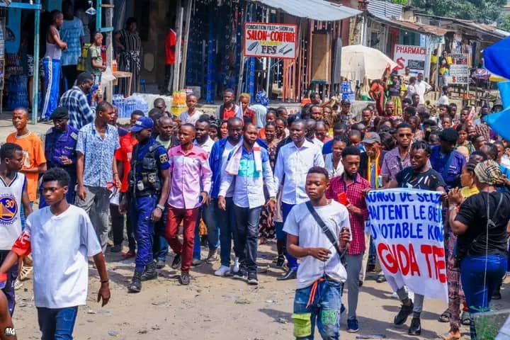 olbinfos's tweet image. Fidèle aux orientations de Monsieur Trésor Gonda, la MPN/UNC Mbanza-Ngungu se mobilise pour la marche décisive de ce lundi. Un acte de loyauté envers la Haute Hiérarchie et le leadership de @VitalKamerhe1. @BillyKambale1 @ChristianMasud_ #UNC #Congo