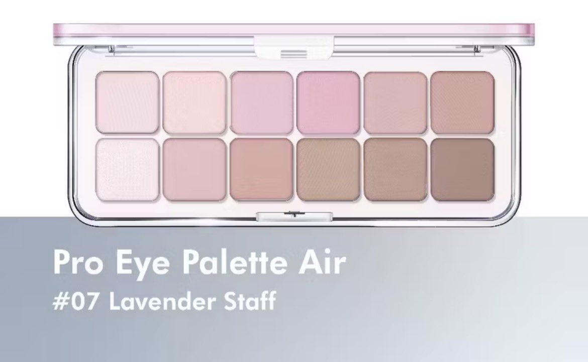 kworomi's tweet photo. @kasihsayangst halo kak aku ada clio eyeshadow yg 07 lavender staff, warnanya kyk giniii muted mauve-pink gitu https://t.co/oX6lXyQohj