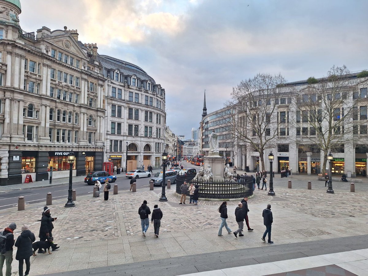 Christian - French London Experience tweet media
