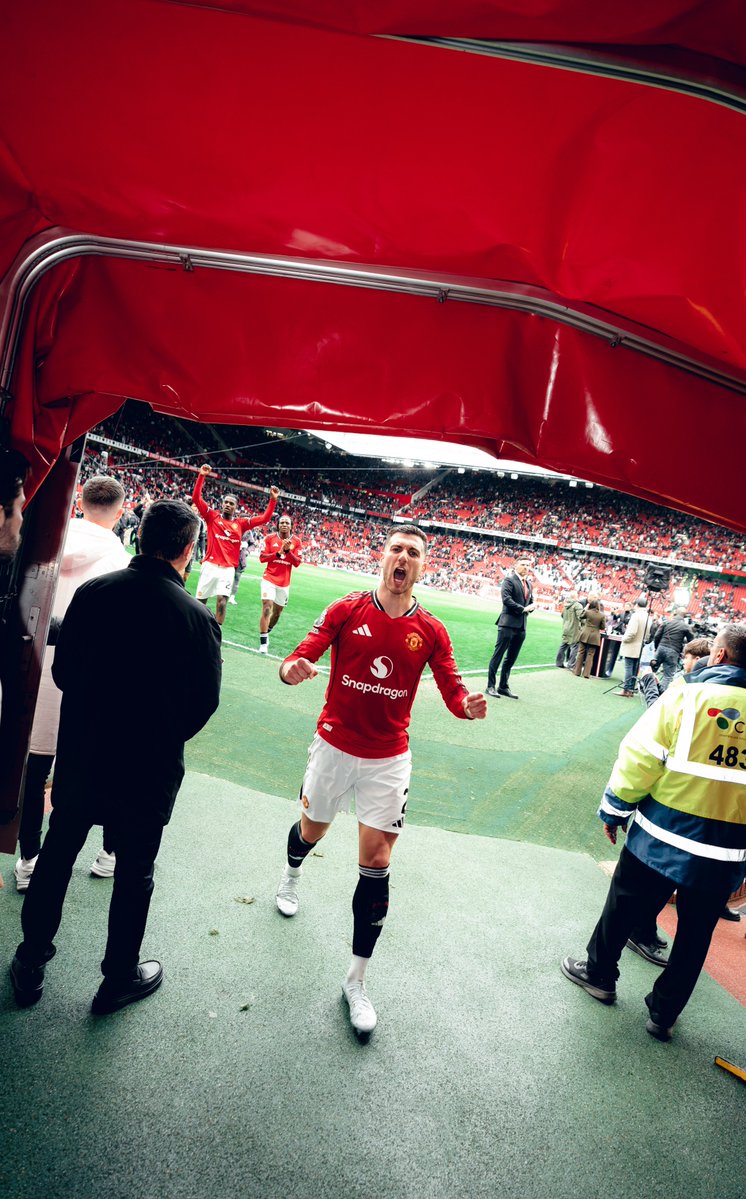 Manchester United tweet media