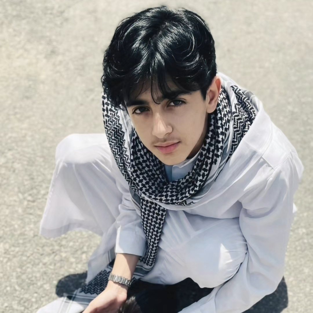 AbwLy62223's tweet photo. #صورة_ملف_شخصي_جديدة https://t.co/yI6fQuj388