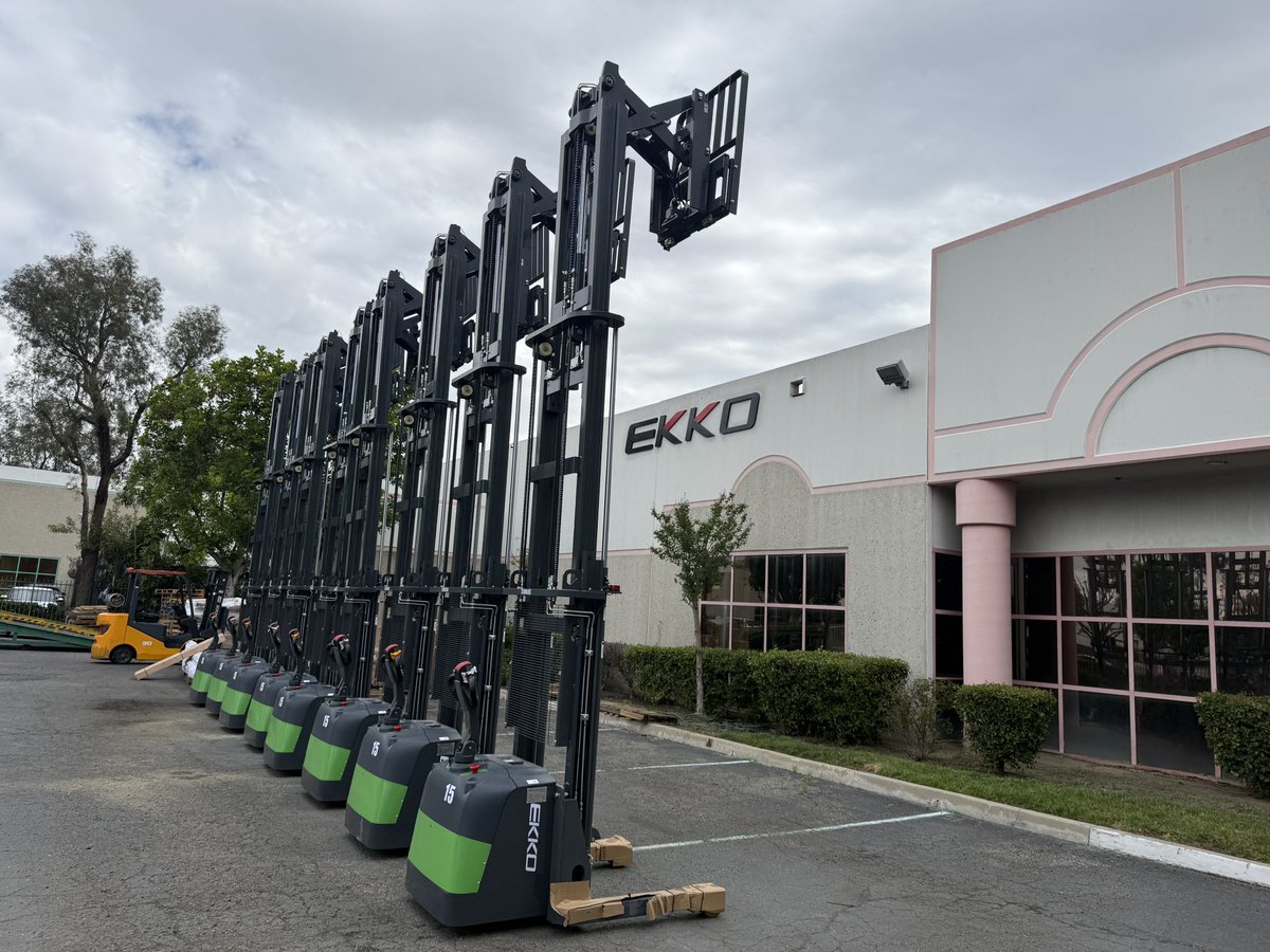 EKKOlifts's tweet photo. Looking for a high-performance lithium walkie reach stacker with side-shift?
EKKO #ER15-189Li — Precision where it matters
🔹 3,300 lb capacity · 177”–189” lift
🔹 Side-shift forks
🔹 EPS steering
🔹 Proportional lift valve — synchronized, accurate lifting
🔹 24V/200Ah lithium https://t.co/hmt5StqwOQ