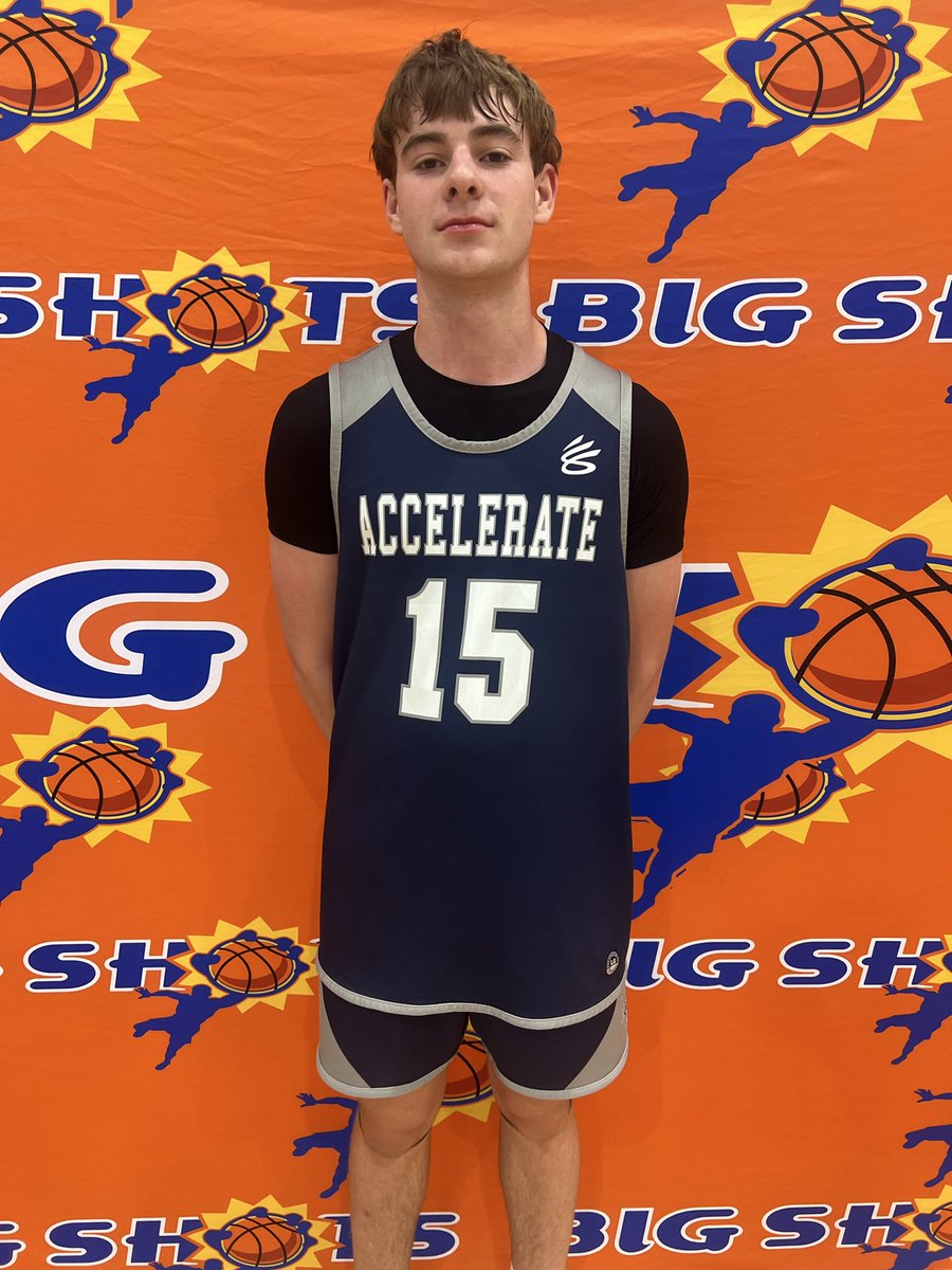 BigShotsGameMVP's tweet photo. #BIGSHOTS #RICHMONDRUMBLE

Team Loaded Gold 64

2 Zihkee Dickerson 22pts 
5 Rashad Williams 12 pts

Team Accelerate UA Rise 70

5 Donte Greene Jr 15 pts
15 Fleet Payne 29 pts (6) 3s https://t.co/RNBmQDtYSR