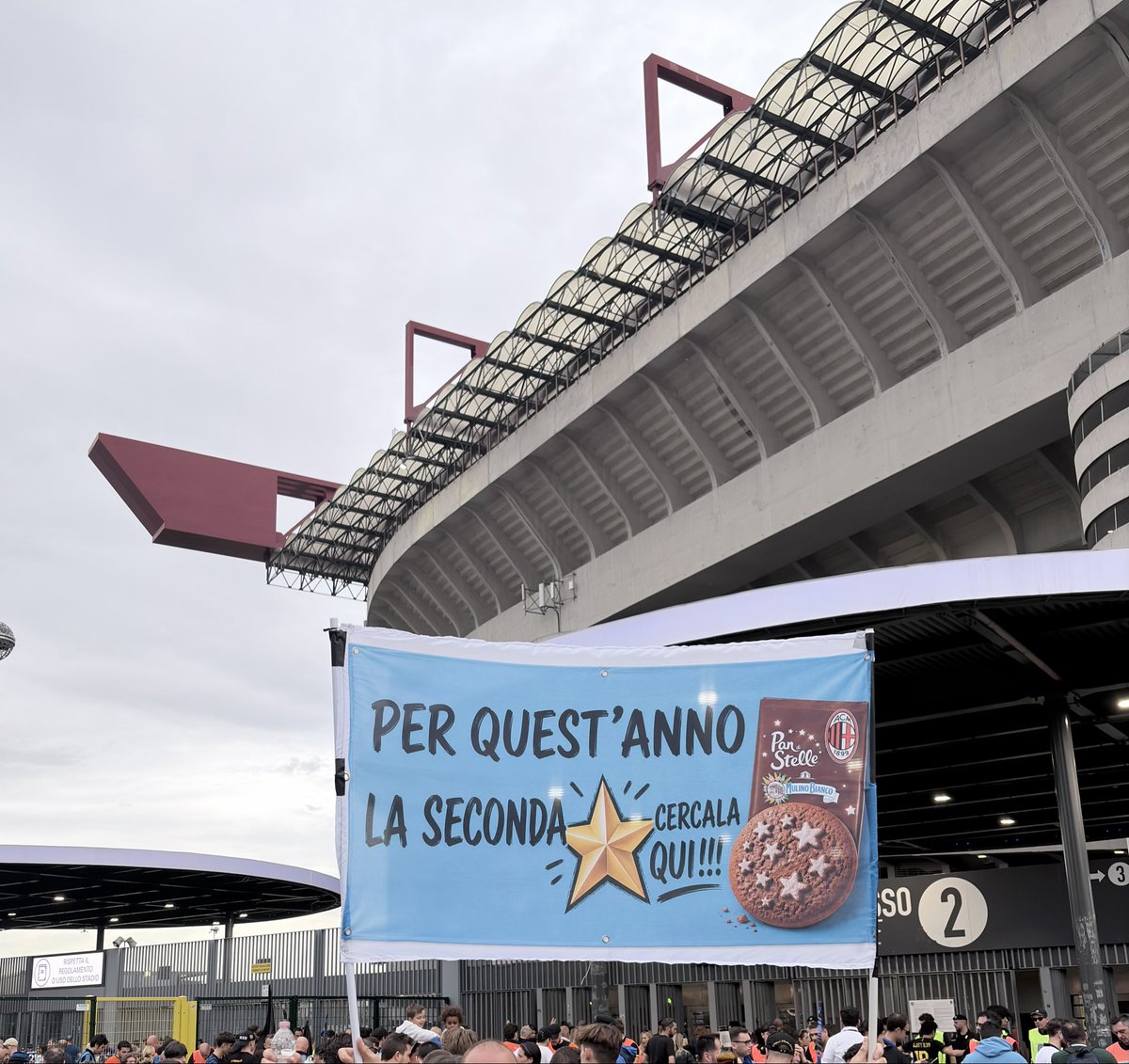 Alessandro tweet media