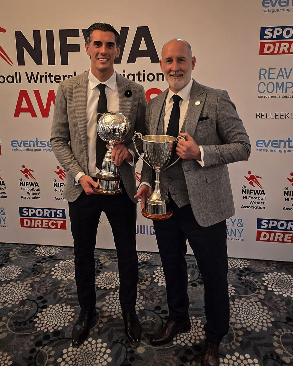 Larne Football Club (C) 🏆 tweet media