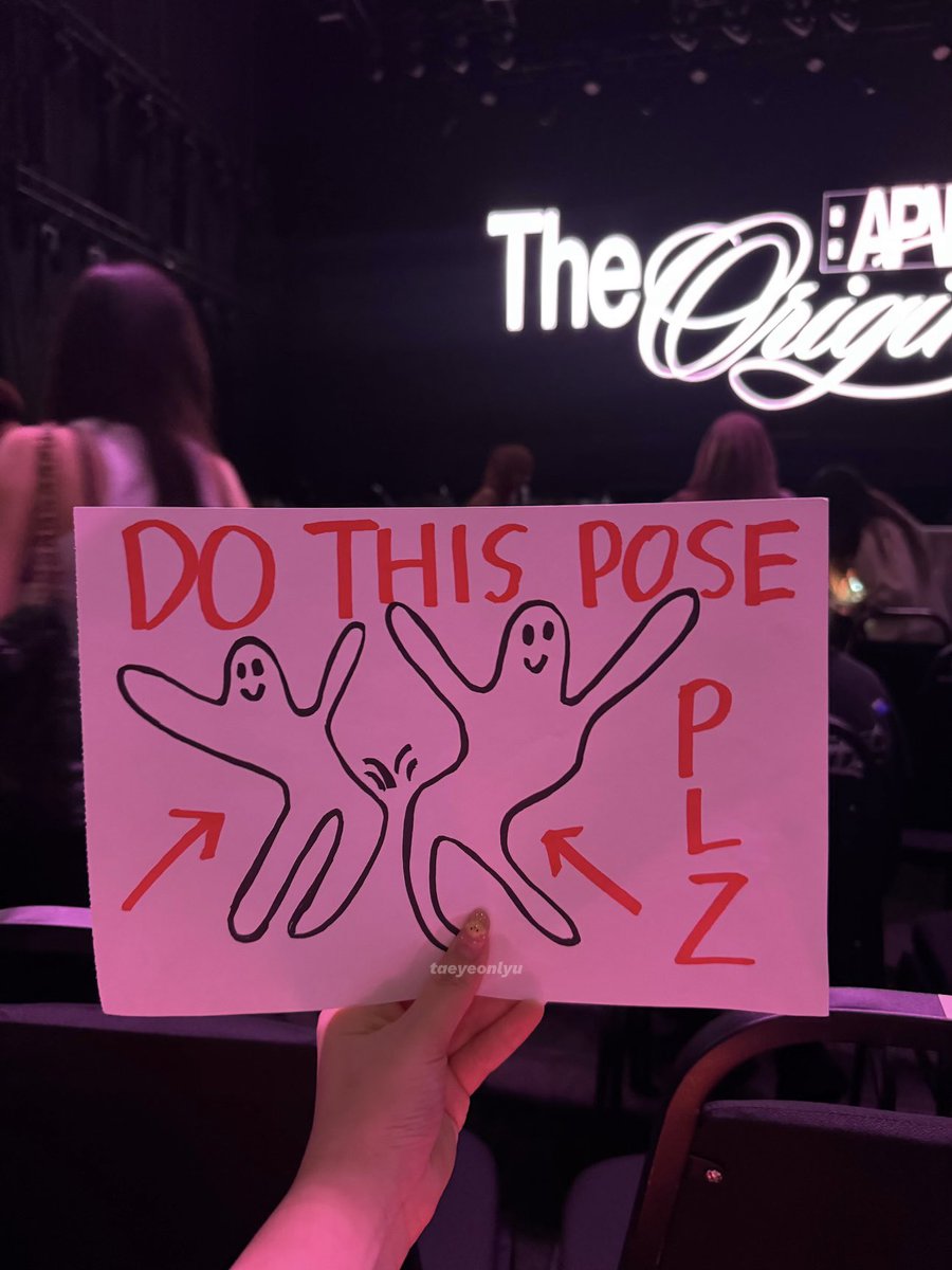 SO CUTE 😩😩😩

THANK U <a href="/Apinkohy/">오하영</a> <a href="/Apinkjej/">정은지</a> 💖

#apink #에이핑크 #ohhayoung #오하영 #hayoung #하영 #jungeunji #정은지 #eunji #은지
