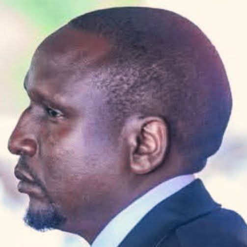 Today, Aaron Cheruiyot attempted to storm Emurua Dikirr to campaign for UDA candidate, but the move backfired in dramatic fashion.

After buying fuel for boda boda riders to rally support, the same riders shocked him by removing their DCP caps and reflectors chanting  wantam😂