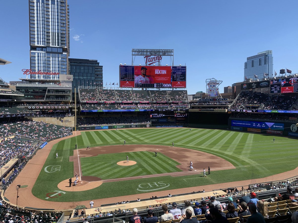 10Takes's tweet photo. Medical 🏥 update from Target 🎯 Field. @Twins ace Joe Ryan was forced to leave today’s game v @BlueJays ⚾️ in the 1st inning with soreness in his right elbow.

#MLB
#10kTakes https://t.co/5tA0stTqTd