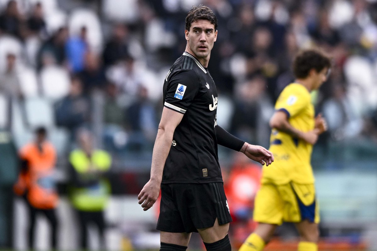 JuventusFC tweet media