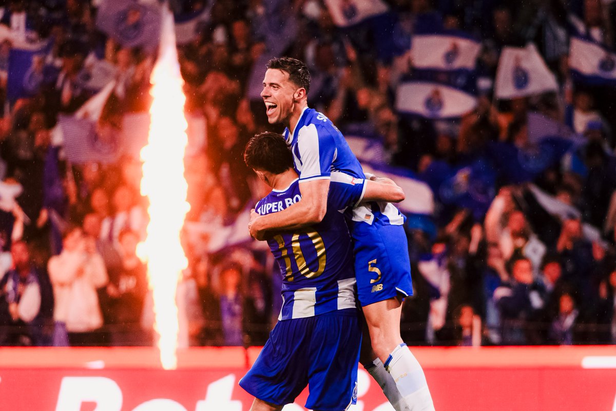 Os Dragões são Campeões! 🐲🔵

<a href="/FCPorto/">FC Porto</a> 👏