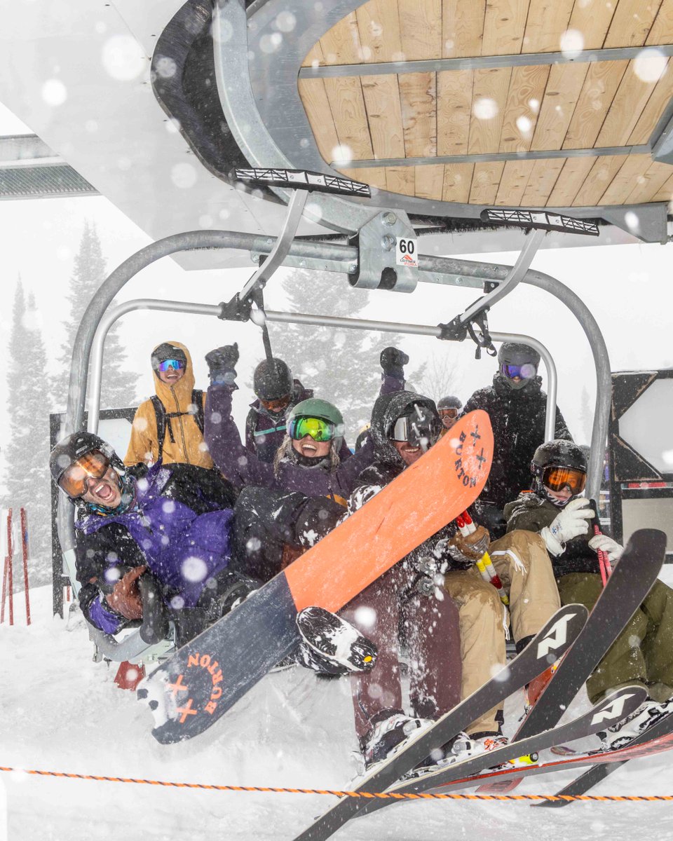 jhski's tweet photo. Looking back at the TOP 10 moments from an unforgettable ski season 🚠

#10: Kicking off our 60th anniversary with an all-time powder day—swipe to see the highlights ❄️🎉

#top10 #jhdreaming https://t.co/yUyQ5nWOY0