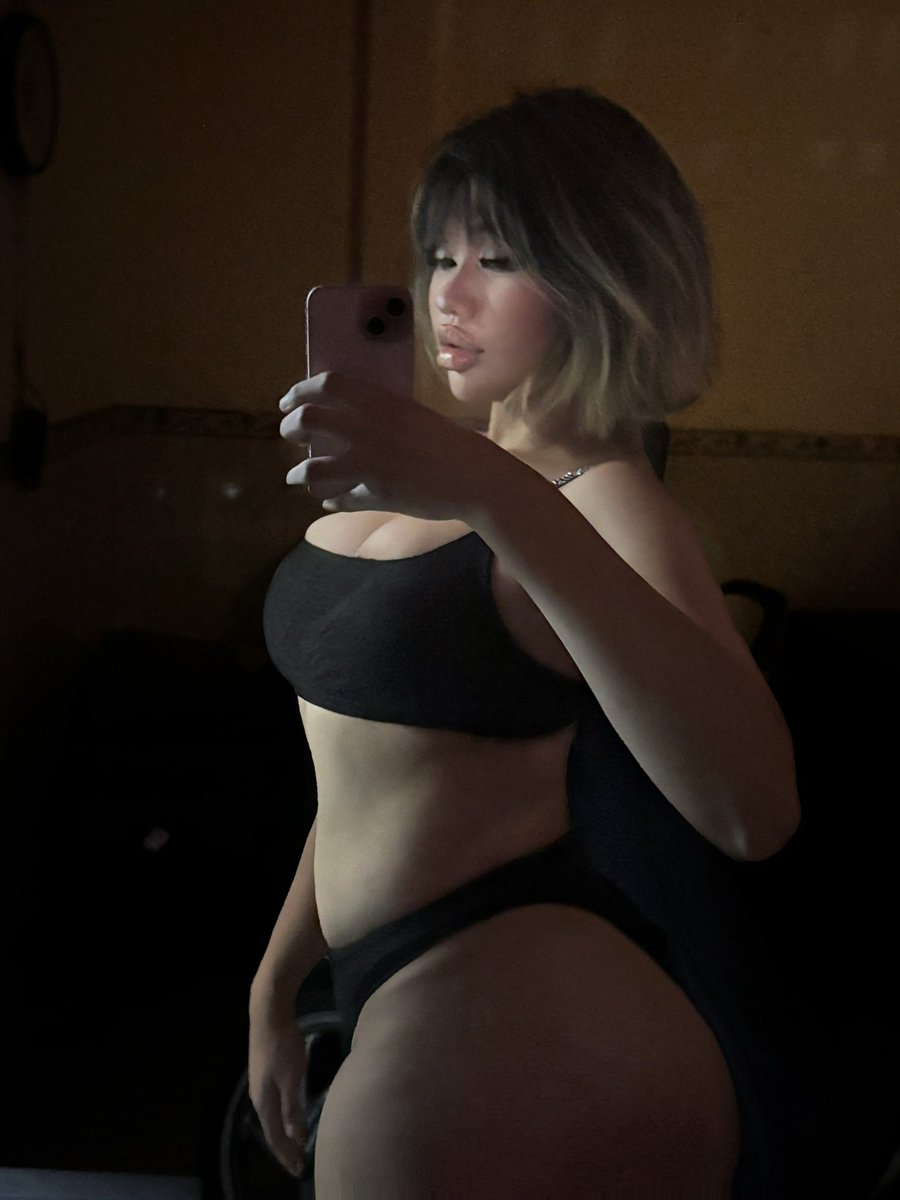 MiMi tweet media