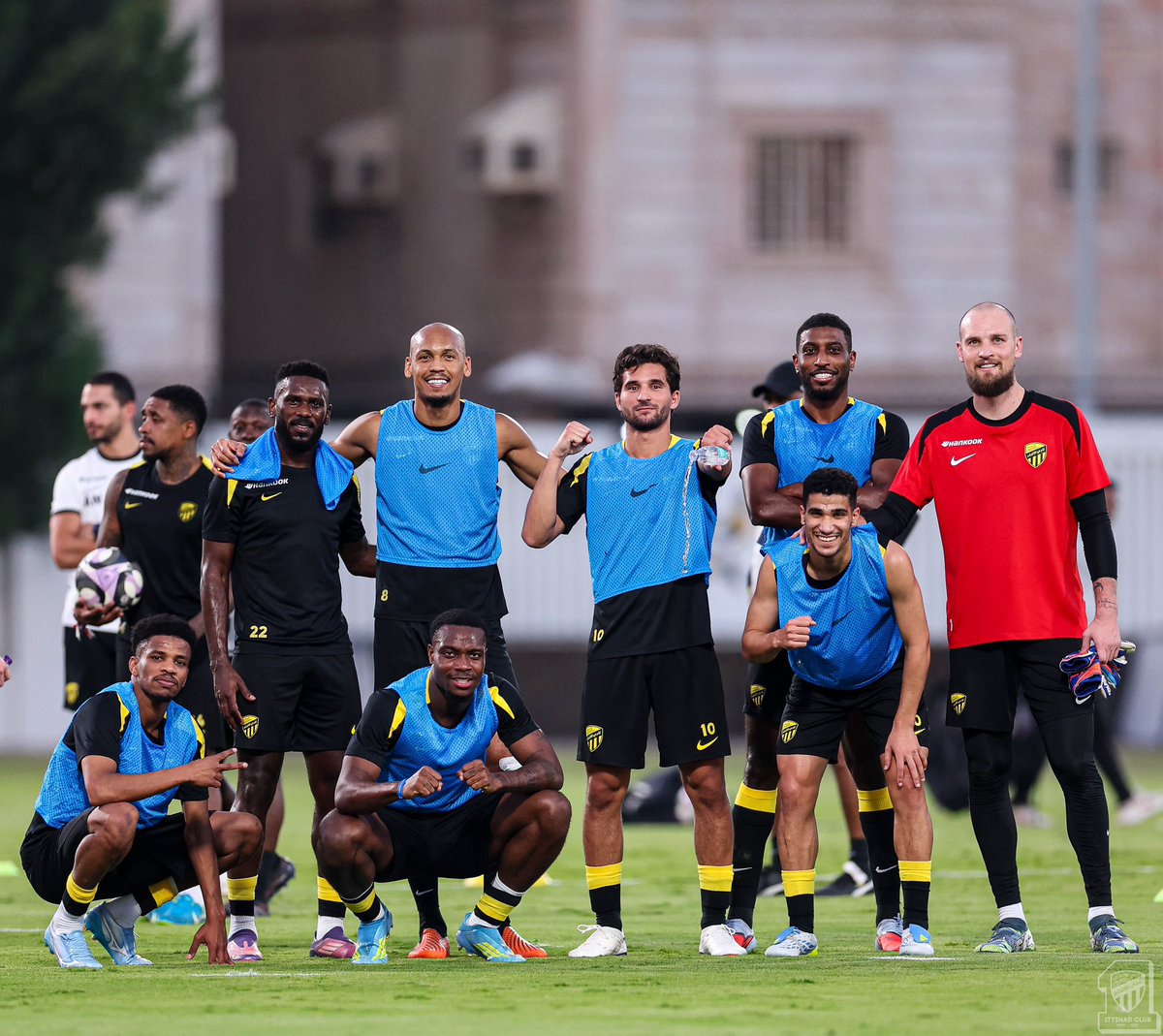 ITTI MANIA - اتي مانيا tweet media