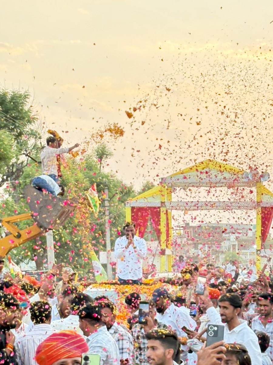 HANUMAN BENIWAL tweet media