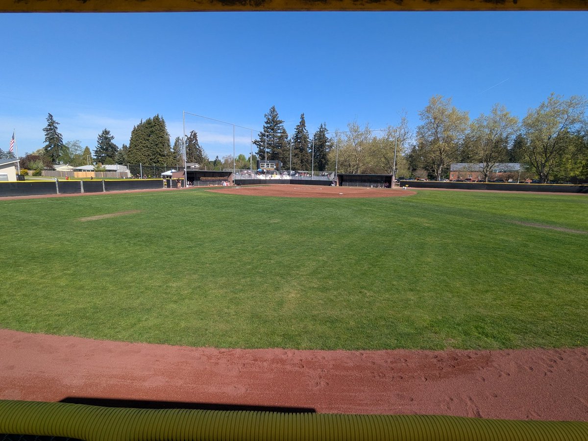 CoachFoltz's tweet photo. 1-0, 1-0 - NWC CHAMPIONSHIP SERIES #golutes https://t.co/eyhr10kVww