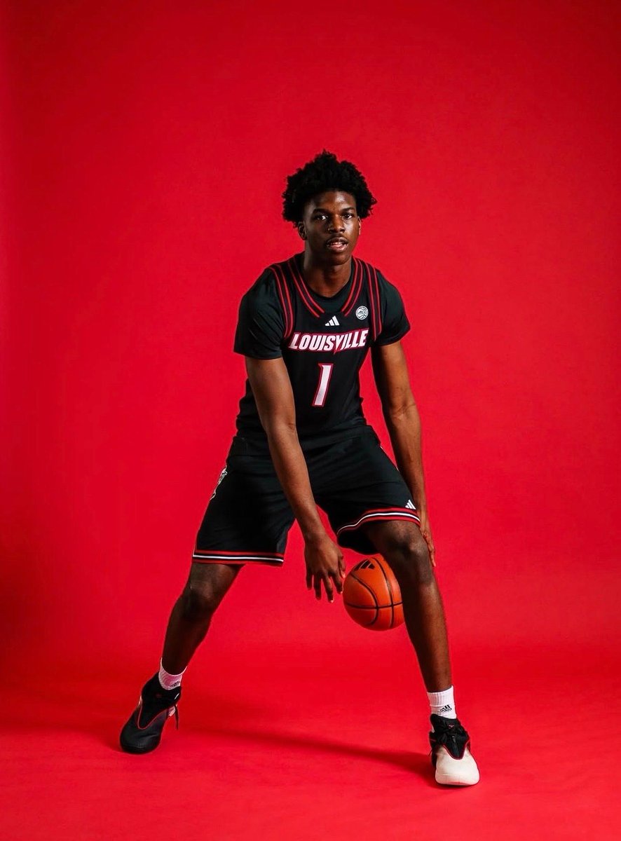 Terrapins247's tweet photo. BREAKING: Obinna Ekezie Jr. has committed to Louisville. Maryland pushed Pat Kelsey and the Cardinals but was ultimately unable to win out. https://t.co/2GgFCkqK7T