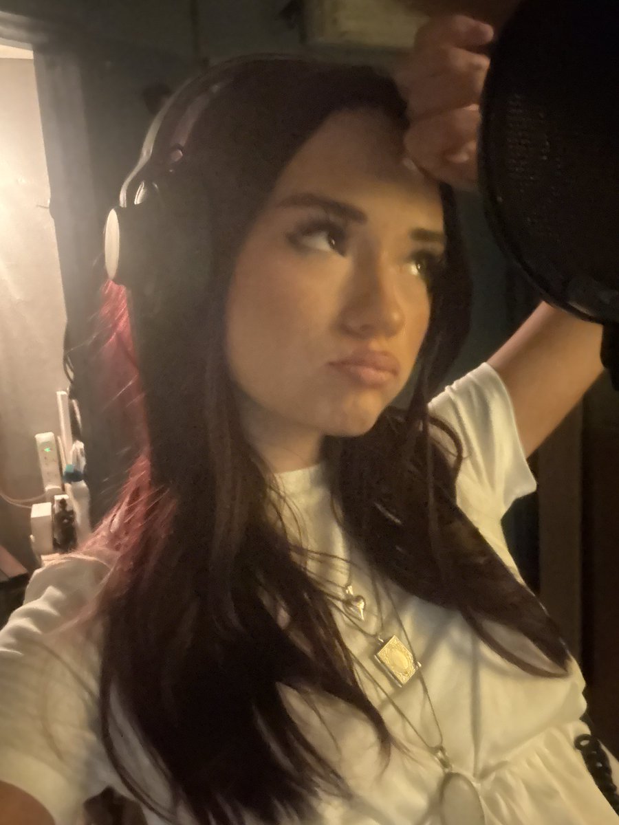 imogen faith tweet media