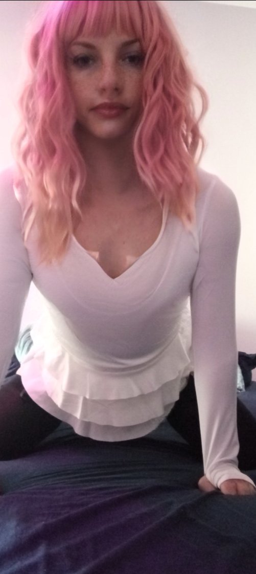 Felt cute 🤍
#femboy #sissy #crossdresser