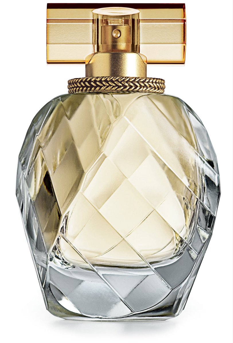 HiLiran_israel's tweet image. I really hope Hilary duff brings back her “With Love” perfume!!! #perfume #withlove #hilaryduff