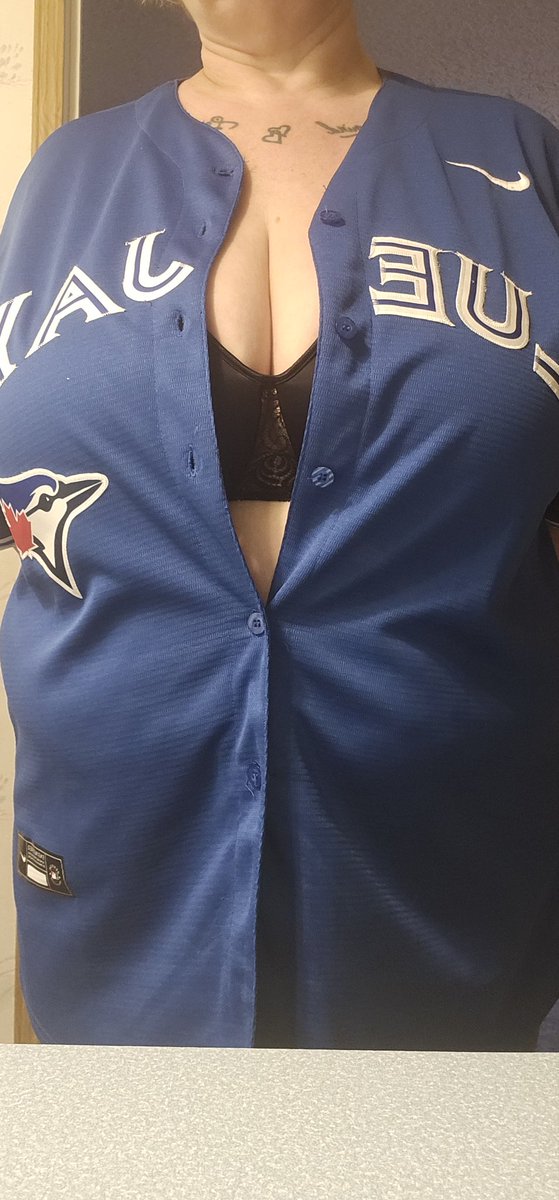 Canadian Mom tweet media