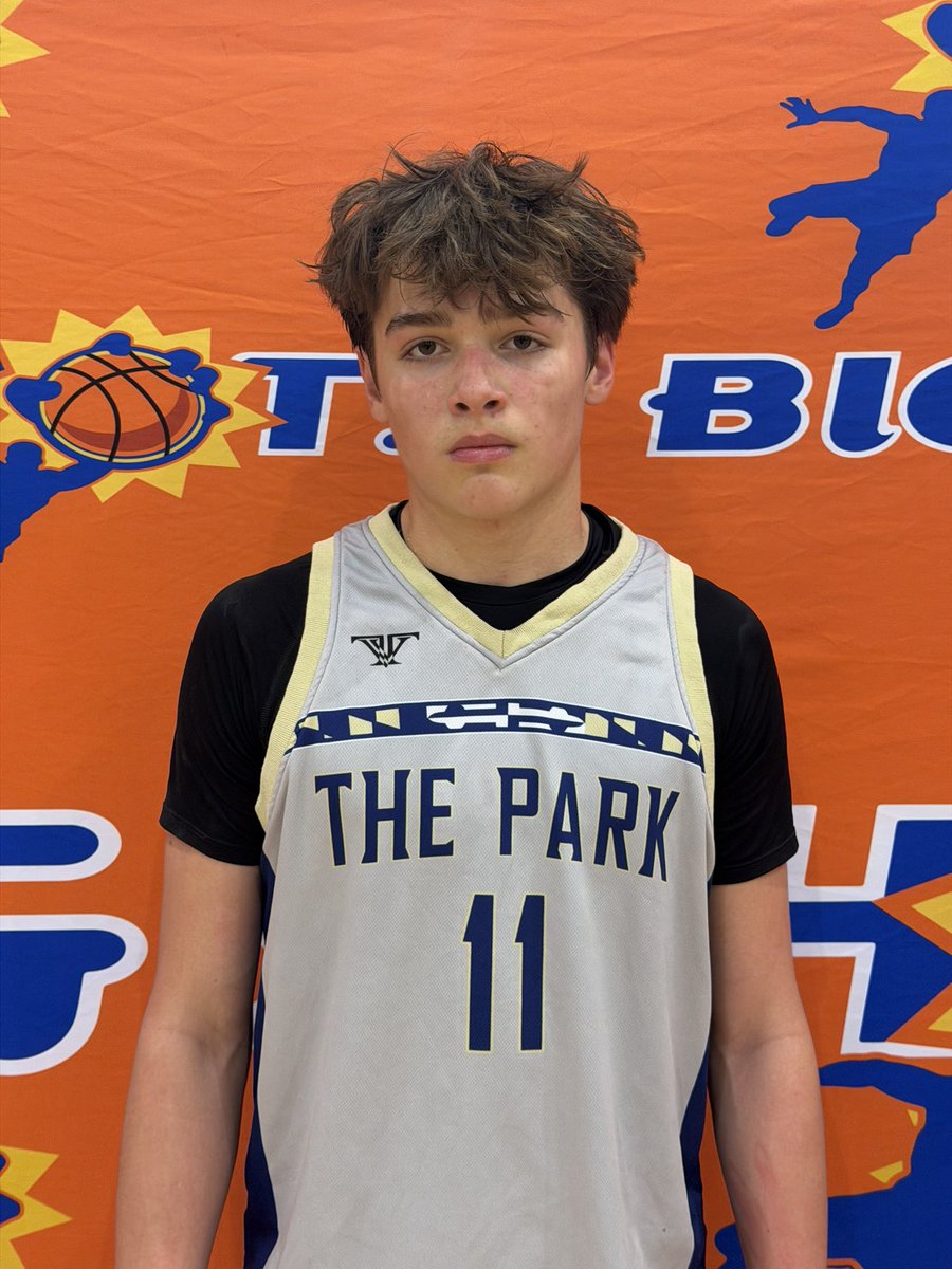 BigShotsGlobal's tweet photo. #BigShots #RichmondRumble
17U Final

Havoc 70 
#1 Jayden Lacey 18pts
#4 Christian Tabb 20pts

The Park 43
#11 Blake Coard 15pts https://t.co/EFX5HK3KGd