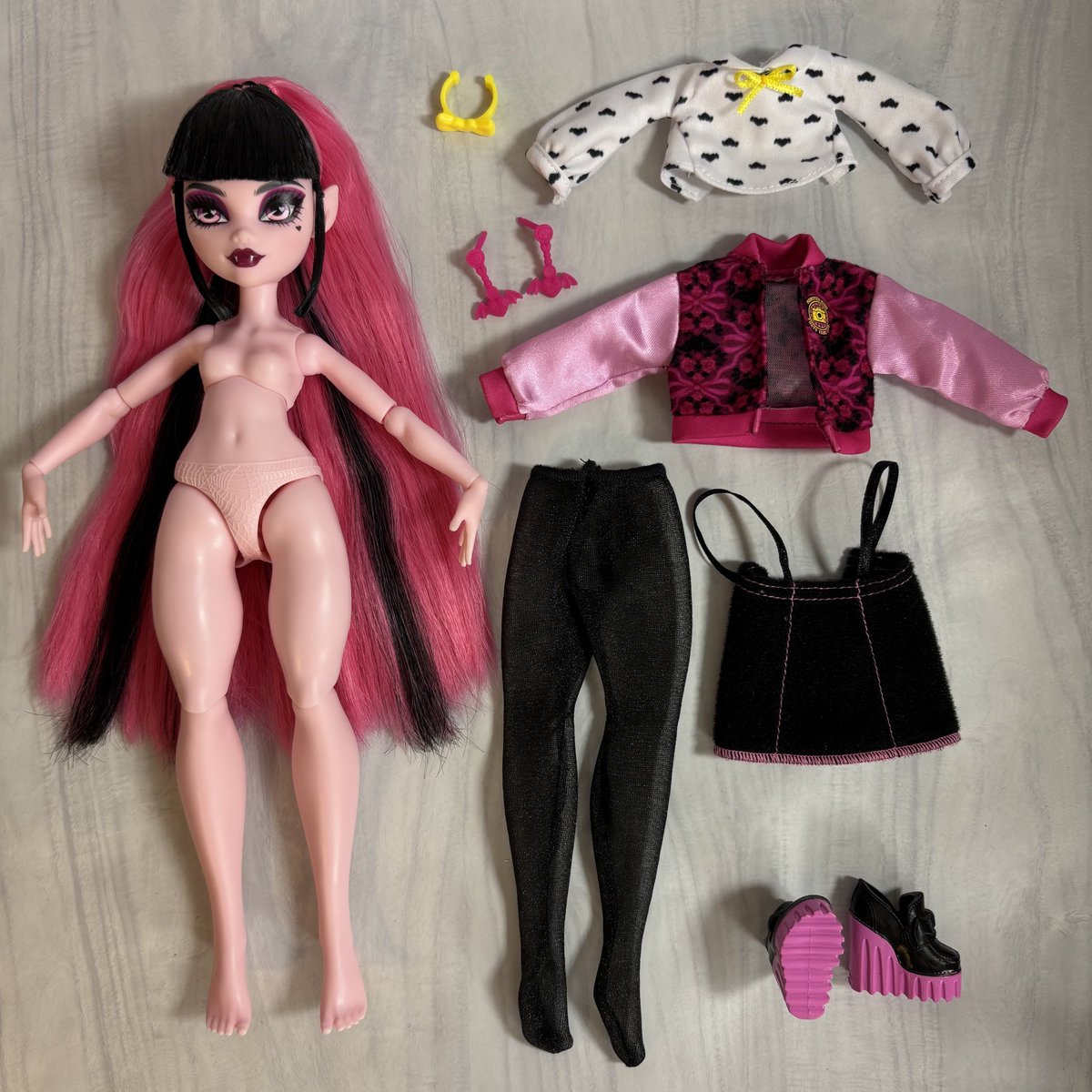 Ghoulia News tweet media