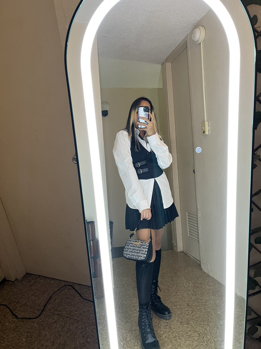 hera 🦐 | thing 1 tweet media