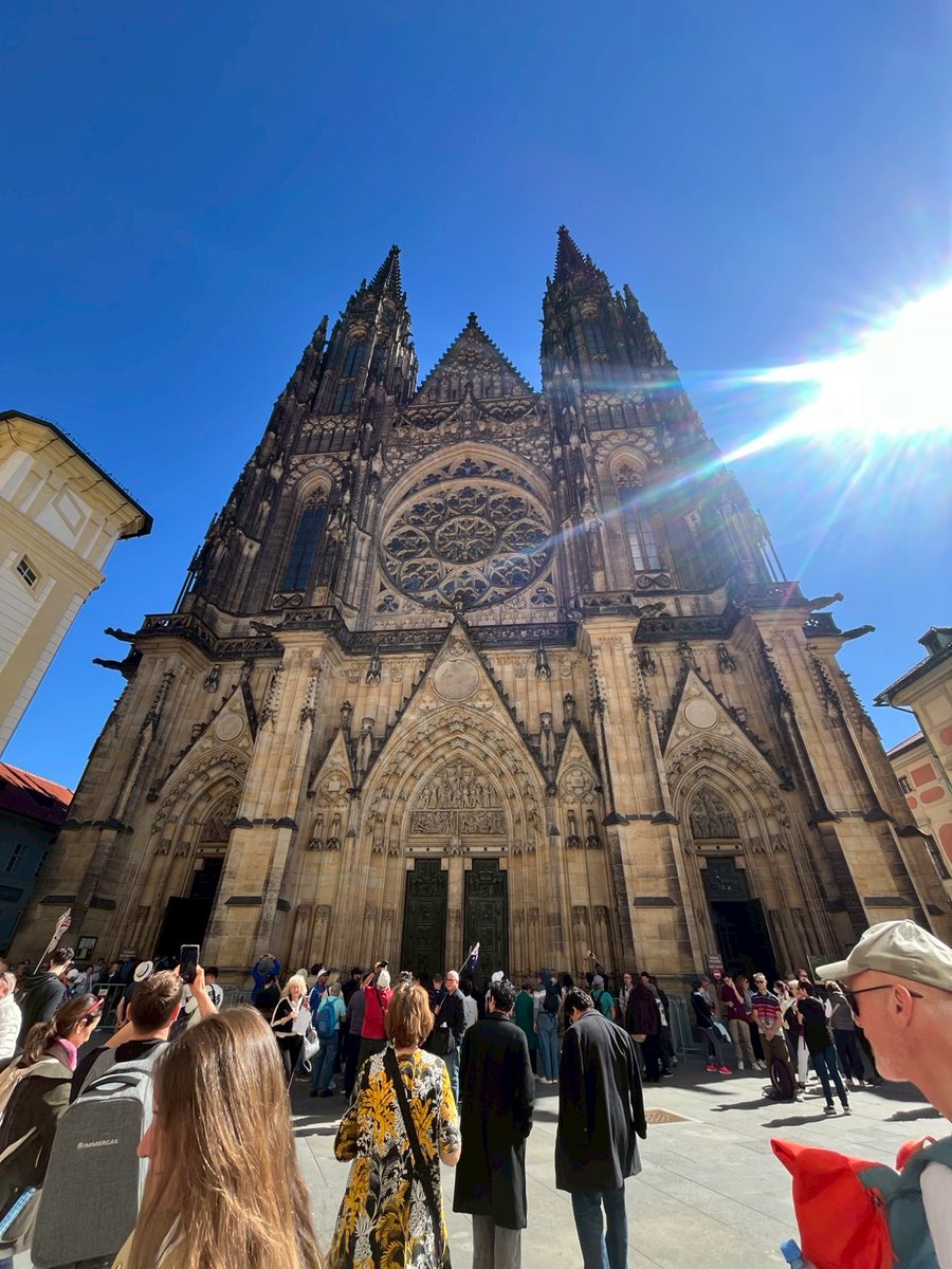 kikkawahajime's tweet photo. At the Prague GO Tournament, with director Danek 📸
Explored St. Vitus Cathedral and a beautiful church in Prague.
Feeling grateful for the connections Go brings.
#Go #Baduk #Weiqi #Prague #GoCommunity #囲碁 #PragueGoTournament https://t.co/2ZGCA0oQg0