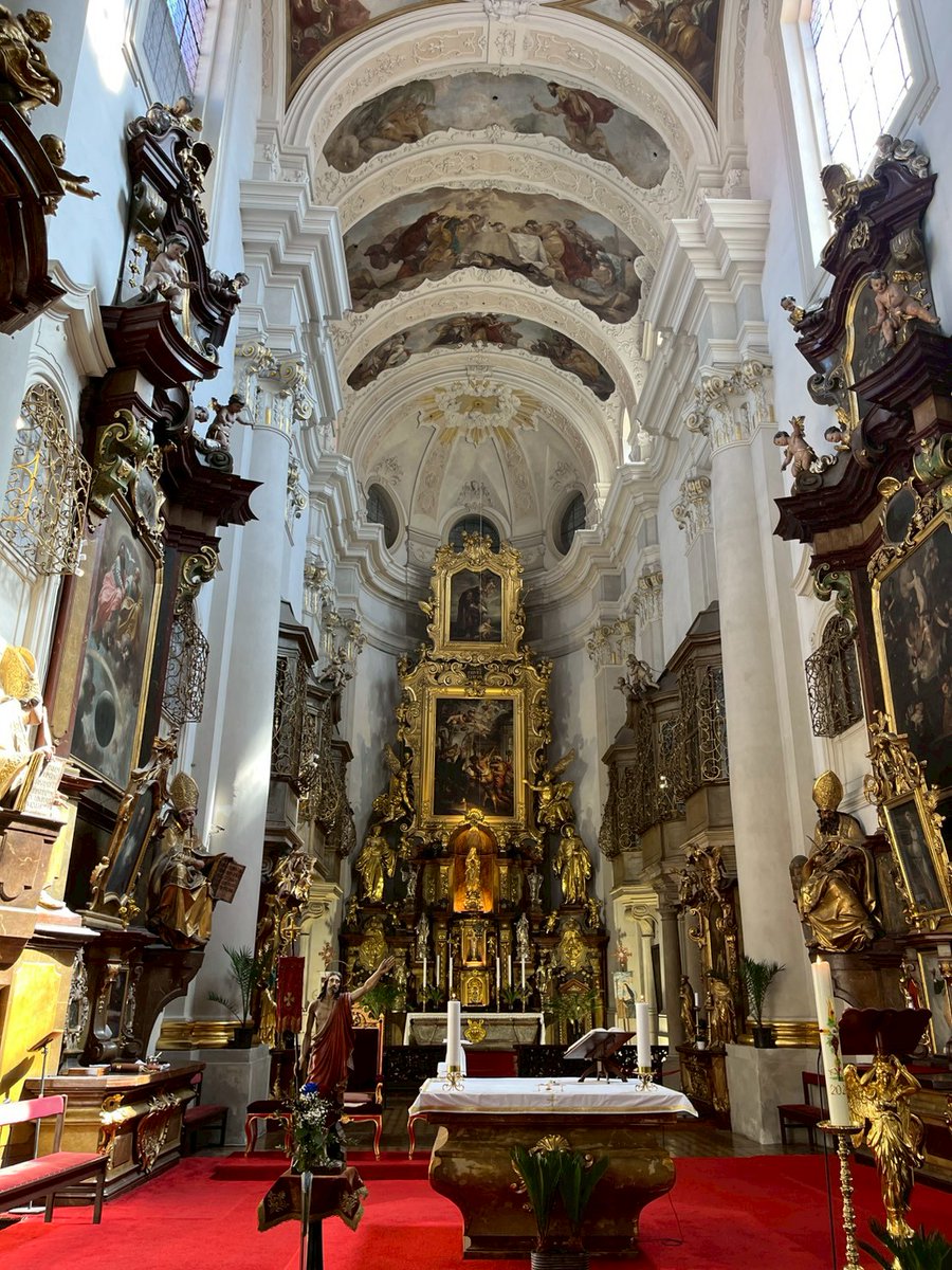 kikkawahajime's tweet photo. At the Prague GO Tournament, with director Danek 📸
Explored St. Vitus Cathedral and a beautiful church in Prague.
Feeling grateful for the connections Go brings.
#Go #Baduk #Weiqi #Prague #GoCommunity #囲碁 #PragueGoTournament https://t.co/2ZGCA0oQg0