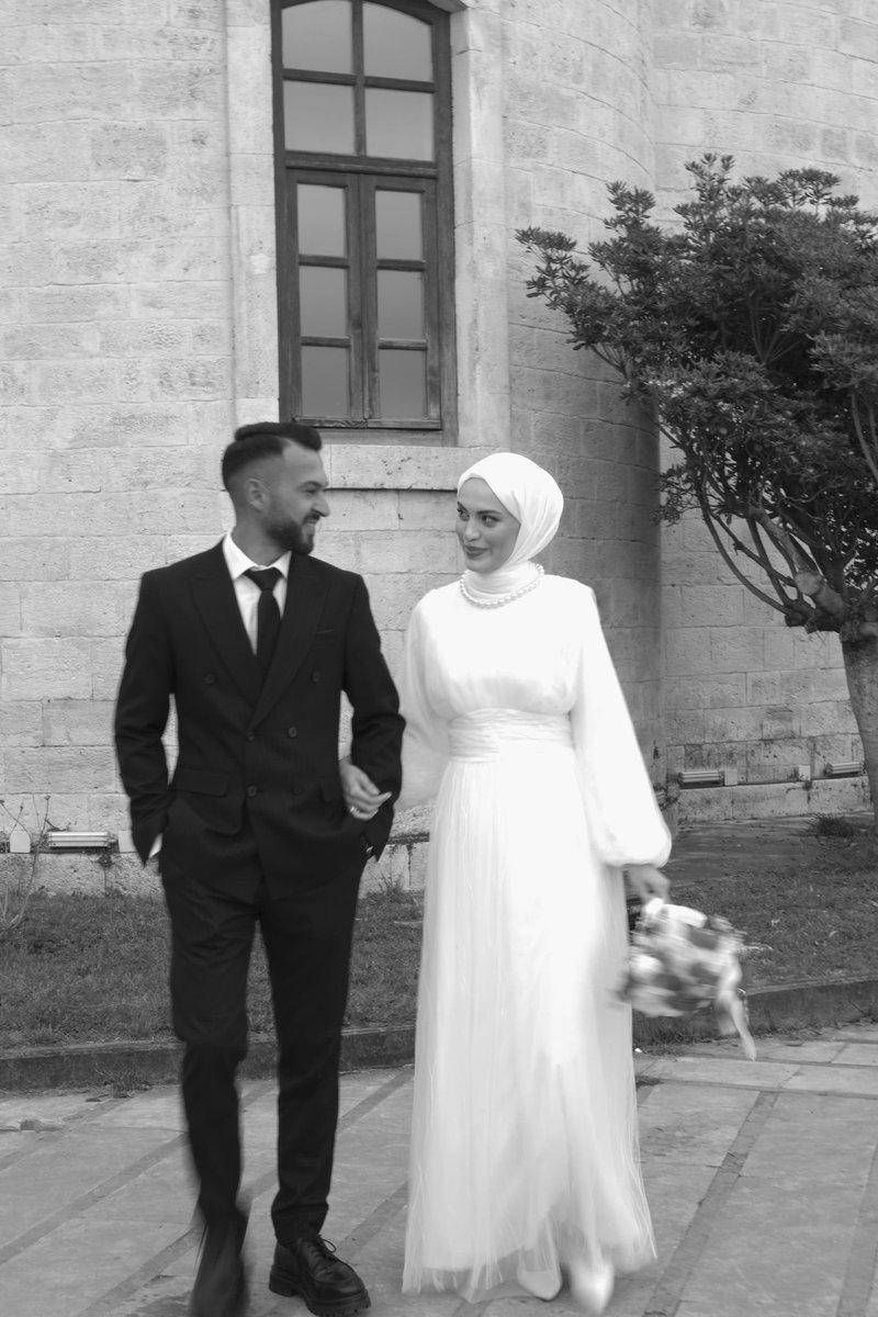 Nursedatass's tweet photo. “Hudutsuz bir yolcuyum , pusulam sensin ,sonsuzluğa uzanan bu yolda, Yolum da sensin yoldaşım da sensin…”🤍 https://t.co/JZQcnMmQXM