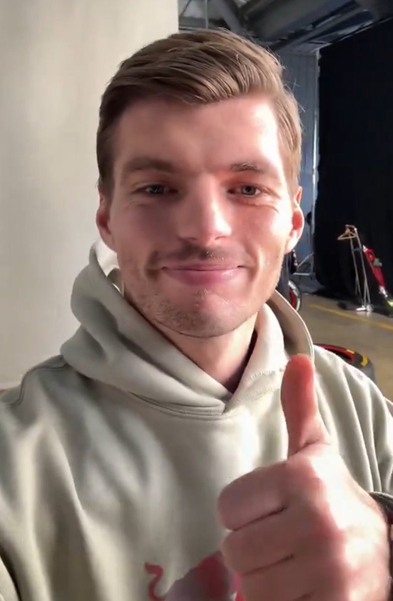 Com3122's tweet photo. @RBR_Daily Can’t finish behind Gasly if he is in the wall https://t.co/nGibybHlOv